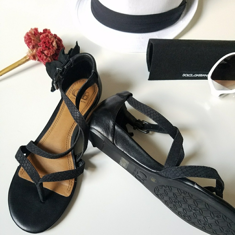 🖤🏖Gianni Bini Gladiator Sandals🖤🏖 - Picture 3 of 6